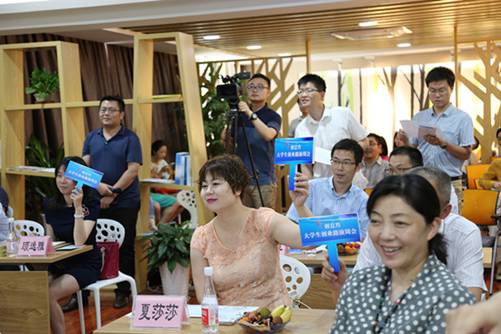 政府搭台 创投对接 共助大学生创业——湖北省人才服务局“创立方·首场大学生创业路演周会”成功举办