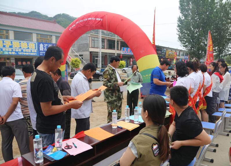 辽宁：营口市劳动就业管理局精准扶贫促进农村贫困劳动力转移就业