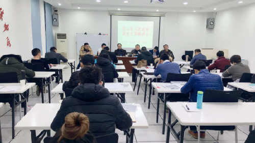 江西铅山：人社局召开扶贫攻坚推进会