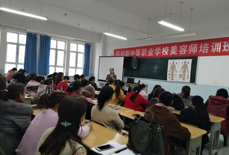 新疆玛纳斯：职业技能“点菜”培训成效显著