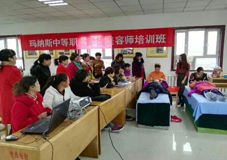 新疆玛纳斯：职业技能“点菜”培训成效显著