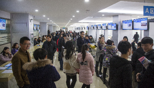 安徽黄山：成功举办“2018就业春风行动”启动仪式暨皖南旅游人才专场招聘会