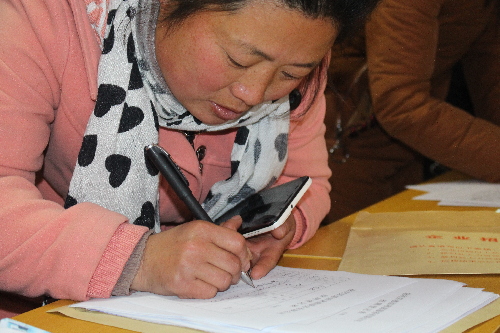 湖南省慈利县隆重举办“就业扶贫”大型招聘服务活动，为贫困群众送“定制”岗位