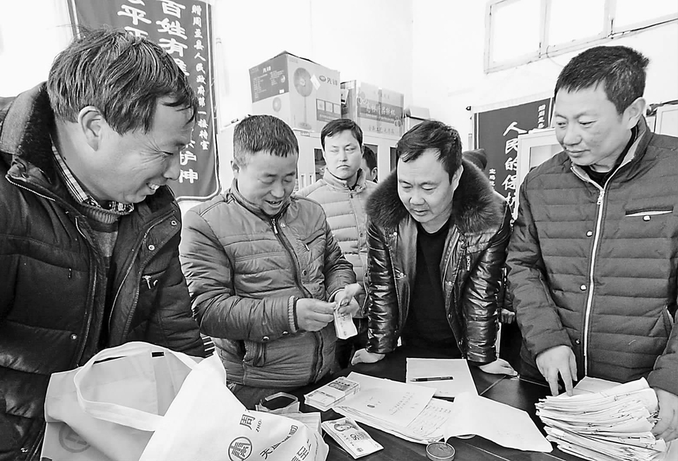 陕西周至：法律援助让农民工领到欠薪