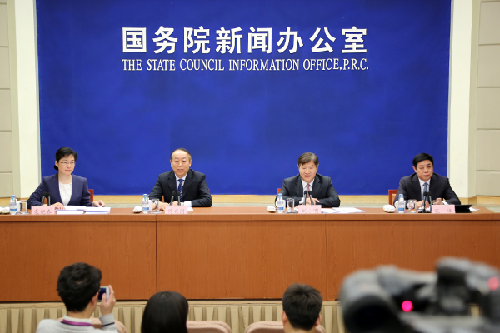 2017年全国人大代表建议和政协委员提案办理情况吹风会