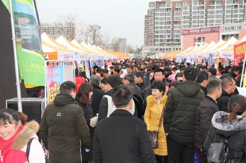 春风作伴好还乡——江苏省宿迁市“三进三帮”2018就业创业“春风行动”火热进行中