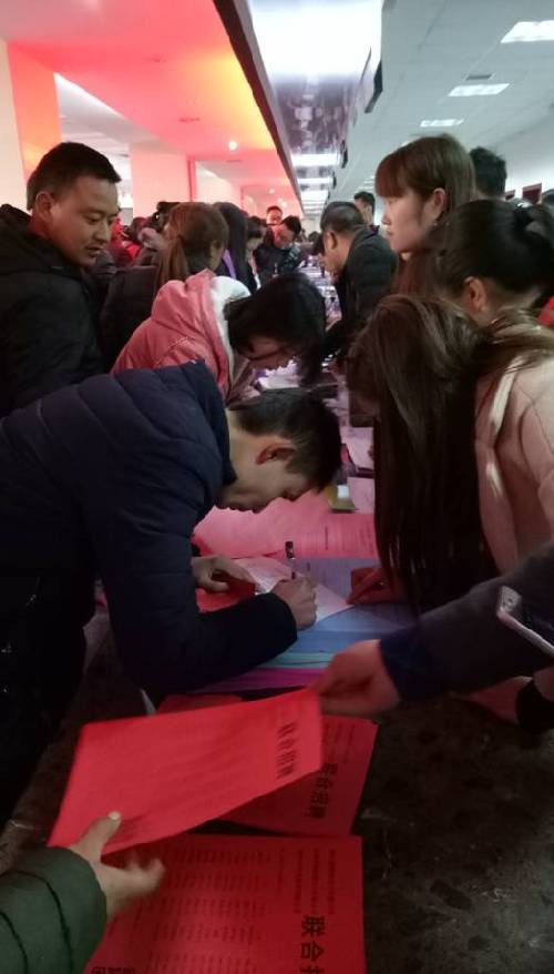 陕西省洋县举行2018年“春风行动”暨苏陕协作就业扶贫如皋专场招聘会