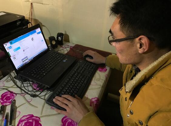 甘肃定西：“北漂”90后大学生返乡成电商专家