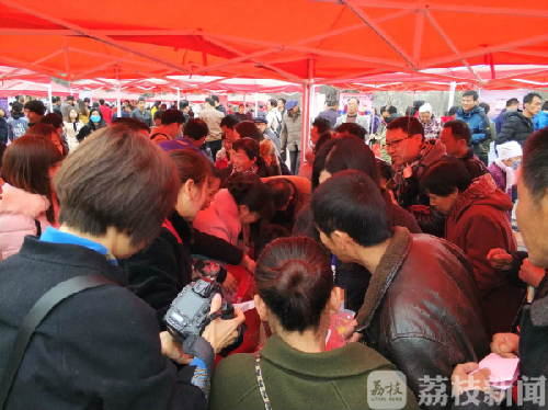 江苏省盐城市携4000岗位赴陕招聘劳动力 助贫困家庭增收致富