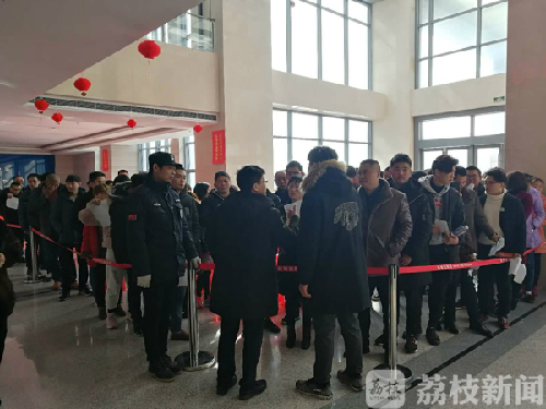 江苏省盐城市携4000岗位赴陕招聘劳动力 助贫困家庭增收致富