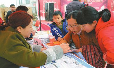 安徽太湖:瞄准返乡创业就业合力筑巢迎“候鸟” 安徽太湖:瞄准返乡创业就业合力筑巢迎“候鸟”