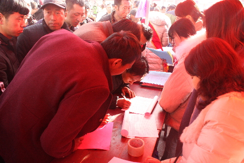 “春风行动”送岗位 苏陕协作助脱贫——陕西省陇县2018“春风行动”扎实推进