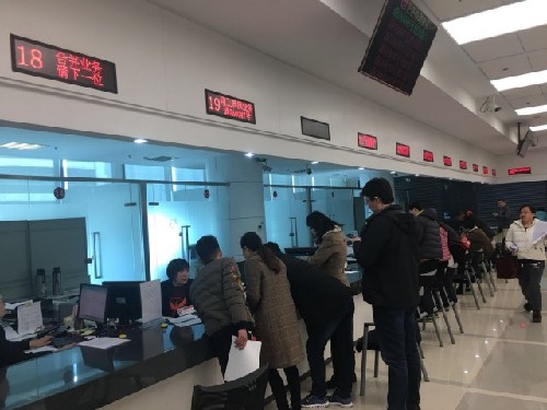 江苏省苏州市使出绝招 节后三天企业平均返岗率超九成