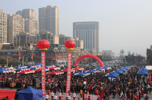 四川合江：2018年首场大型招聘会人气火爆