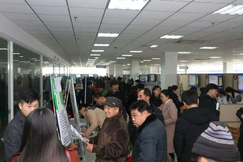 山东省招远市“春风行动”助进城人员就业