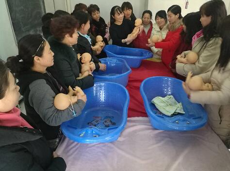 河北迁安：农家女早春三月培训忙