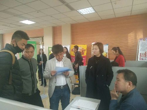 甘肃张掖：甘州区第一场“春风行动”如期举行