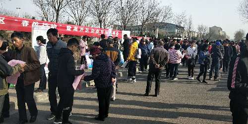 宁夏大武口区2018年高开区企业专场招聘会促成415人达成就业意向