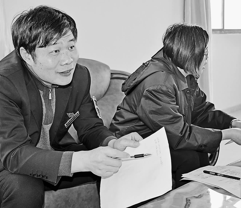 不让农民工为讨薪所累——记上海市青浦区劳动保障监察大队副队长俞华军