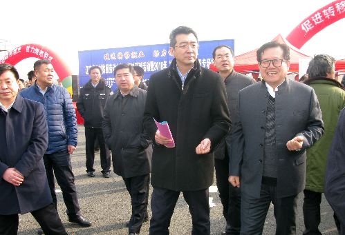 辽宁省2018年农村贫困劳动力就业帮扶系列活动在朝阳县成功启动
