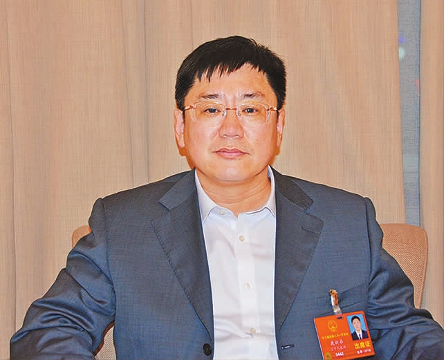 把大伙的心声反映出来——记全国人大代表鹿新弟