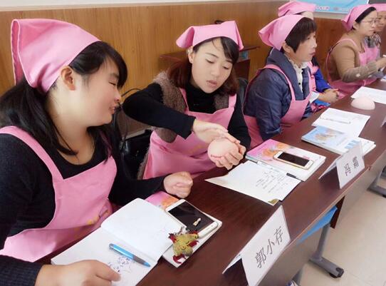 安徽省亳州市谯城区启动巾帼家政服务专项培训工程