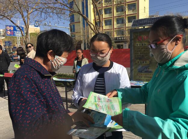 甘肃：玉门市社保中心积极做好“农民工法制宣传日”教育活动