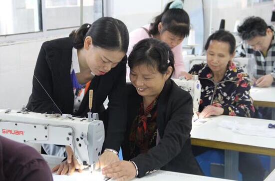 扶贫必扶智，江西省赣州市南康区深入开展就业扶贫培训