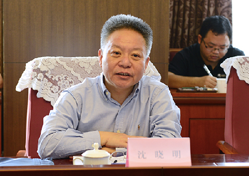 国务院扶贫办主任刘永富会见海南省委副书记、省长沈晓明一行