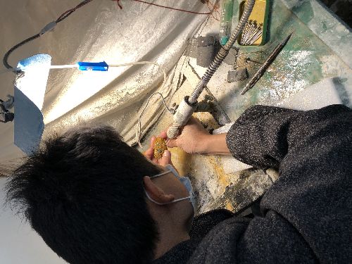 扎根乡土“大国工匠”“雕刻”就业脱贫致富路——湖北省保康县城关人社中心多措并举促就业扶贫