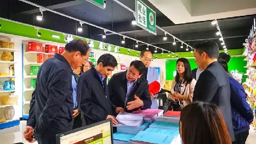 张纪南在安徽金寨扶贫调研强调以高度政治责任感全力以赴做好人社扶贫工作