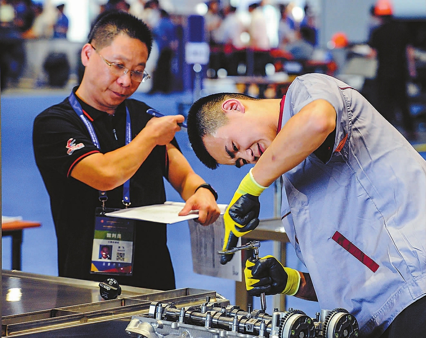 我以技能歌华年——走进运输与物流领域比赛现场