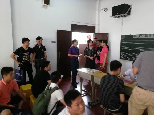 江西樟树：招才引智 吸引近1800名大学生参加招聘