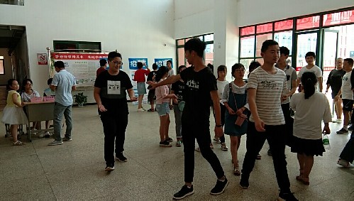 江西省永修县2018年就业进校园活动：筑梦未来，与你同行