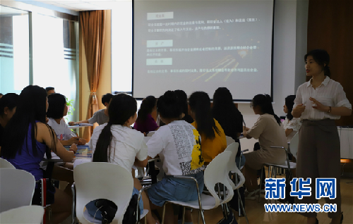 山西晋中大学生创业园：让更多年轻企业顺利“上马”