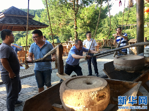 江西龙南：旅游扶贫显成效村民就业鼓腰包