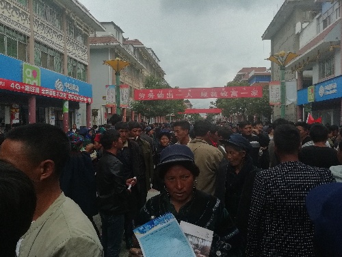 广东省佛山市禅城区——四川省凉山州布拖县成功举办东西部就业扶贫专场招聘会