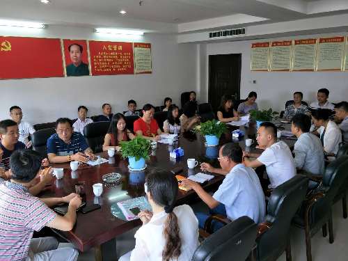 家政岗位送到乡 扶贫攻坚走上门——湖南省岳阳市劳动就业服务局联合平江县人社局开展送岗位下乡扶贫活动
