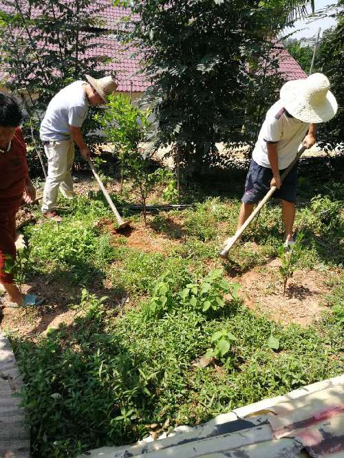 绣”好就业扶贫“花”——记江西省宜丰县良田铺村驻村第一书记熊仕睿