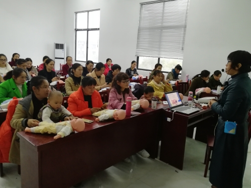宜丰县开展免费母婴护理培训班3