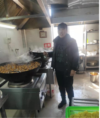 赵丽制作绿豆丸子