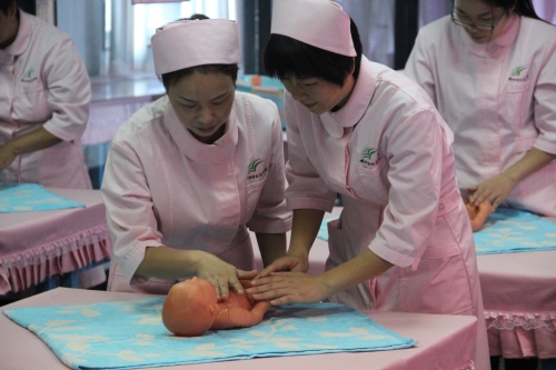 15“嵊州越乡嫂”家政劳务品牌照片3-3