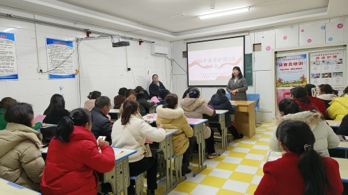 大冶照护师家政劳务品牌照片3