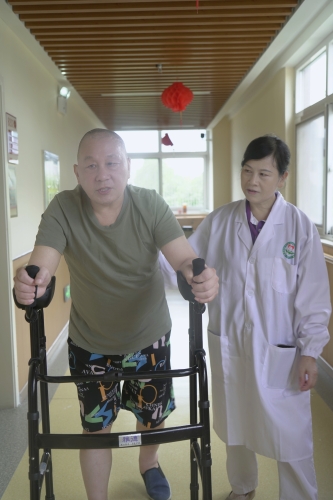 咸宁护工+家政服务照片+1