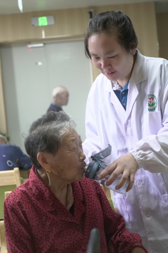 咸宁护工+家政服务照片+2