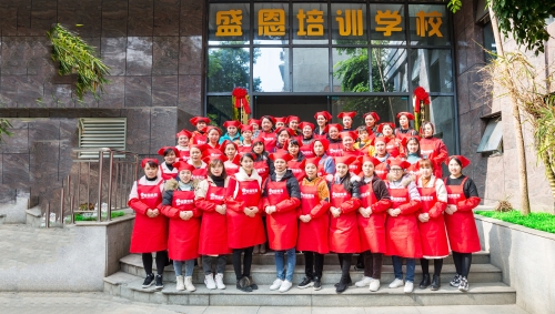 “龙城福嫂”母婴护理劳务品牌照片4