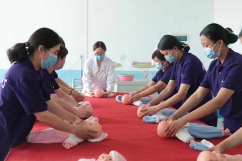 永宁塞上阿姨家政劳务品牌照片4